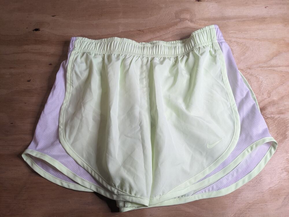 Nike Women's Dri-FIT Training Shorts Size XS Sport Athletic Beach Swimwear